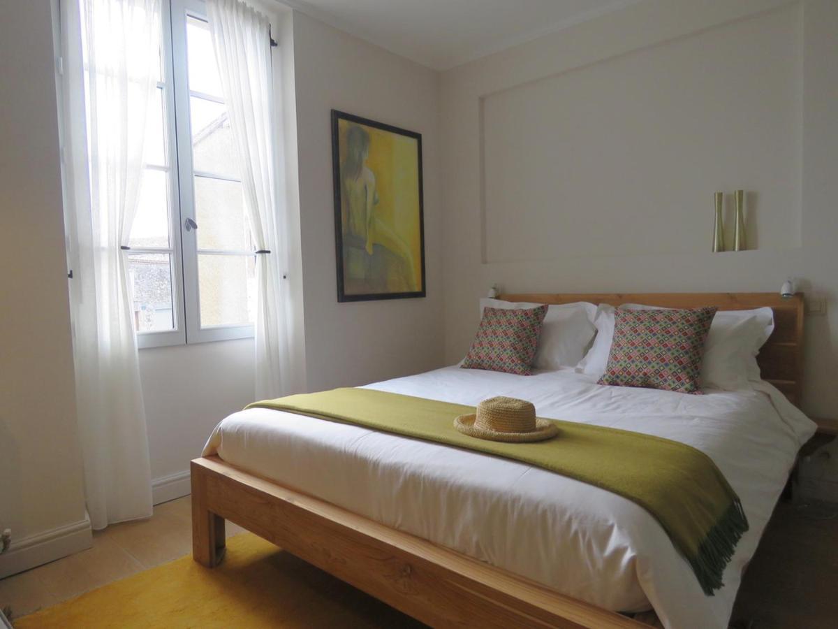 B&B La Mirande De Saint-Clar Bagian luar foto