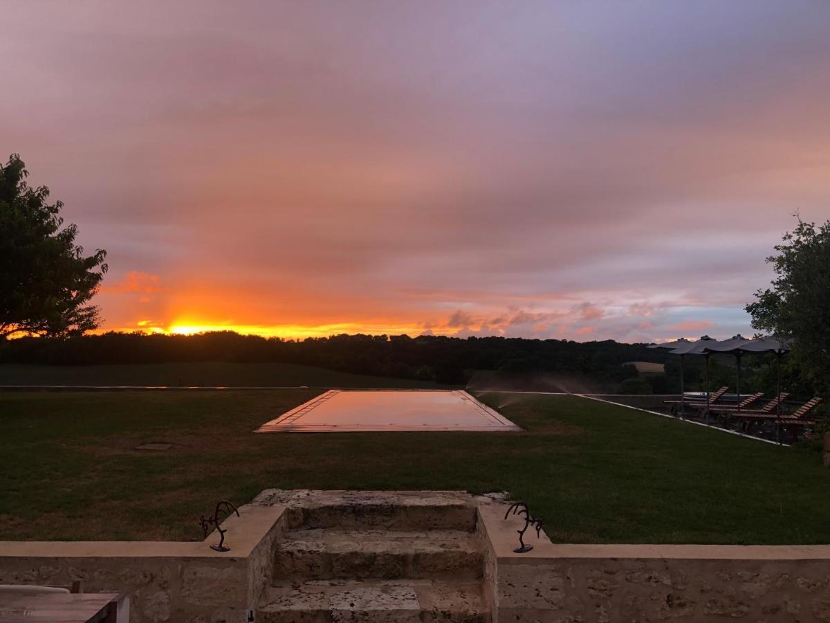 B&B La Mirande De Saint-Clar Bagian luar foto